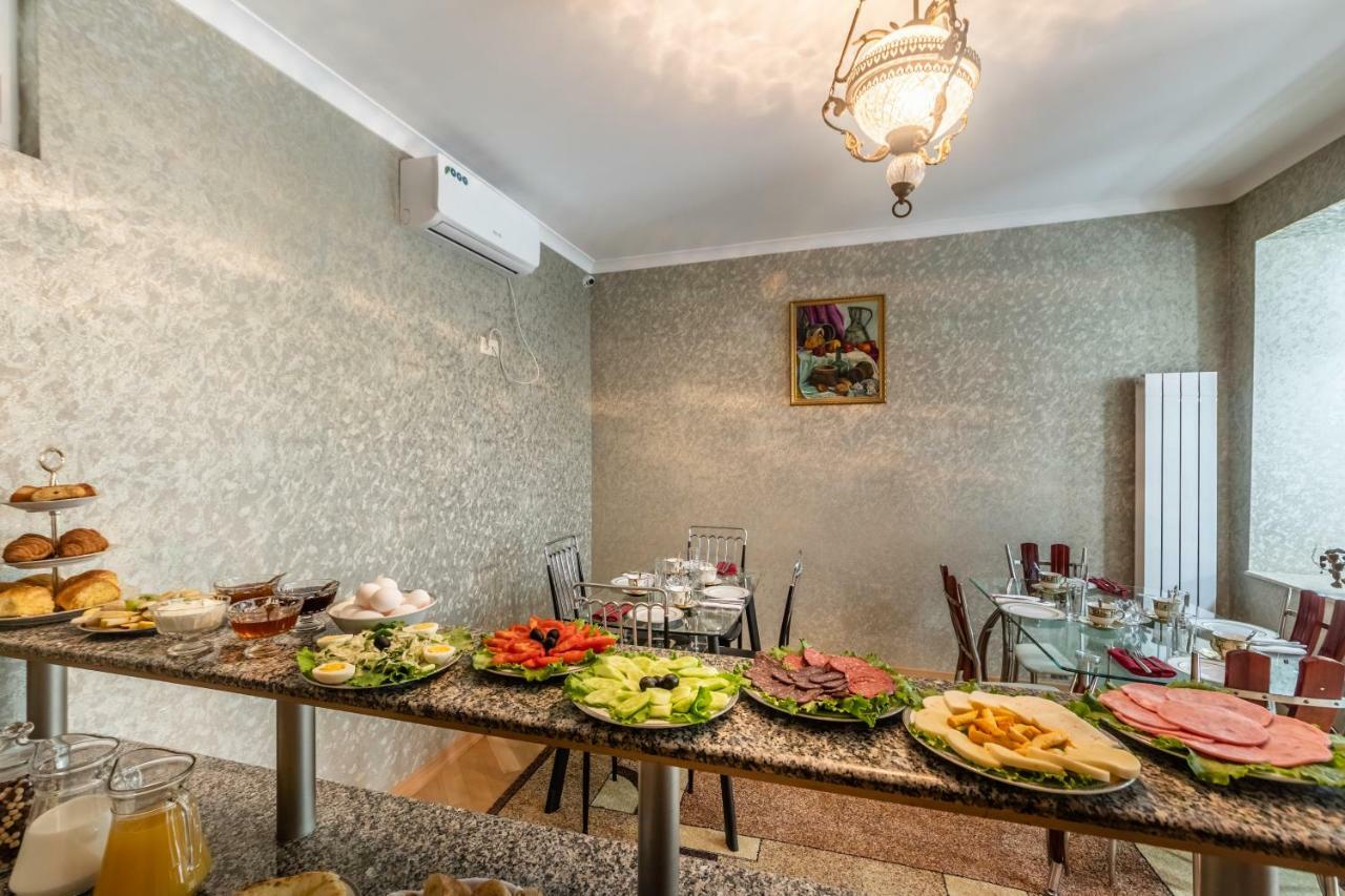 Q&B House Hotell Tbilisi Eksteriør bilde