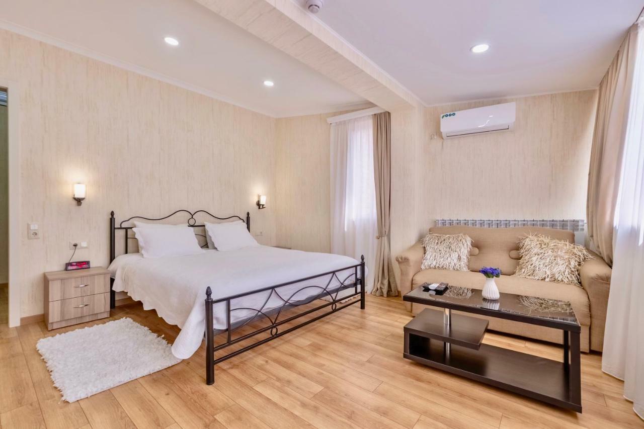 Q&B House Hotell Tbilisi Eksteriør bilde