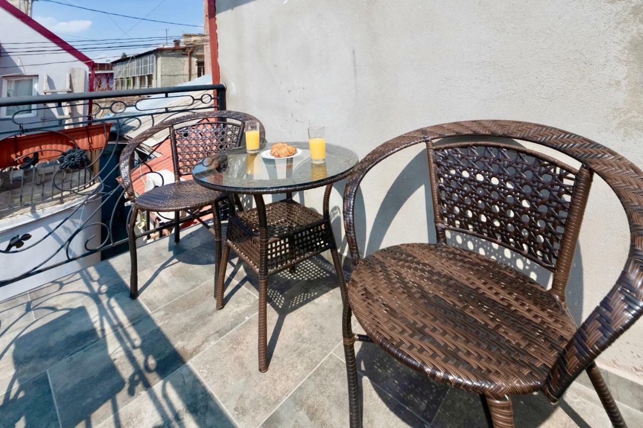 Q&B House Hotell Tbilisi Eksteriør bilde