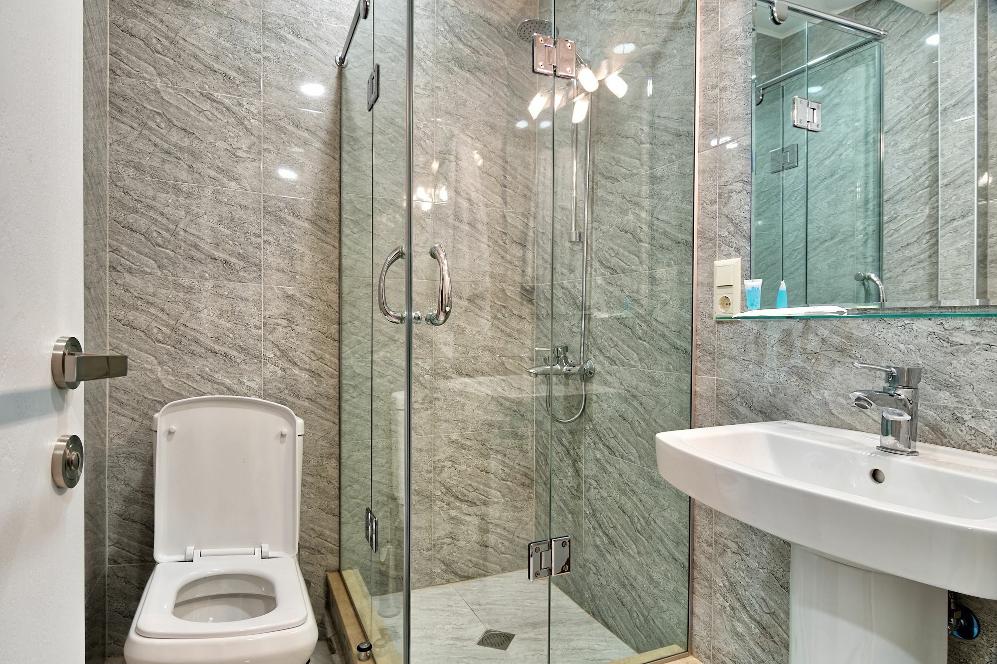 Q&B House Hotell Tbilisi Eksteriør bilde